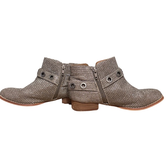 Gianni Bini GB Girls ROCKER GIRL Lynx Multi Color Shine Ankle Boots Girls Sz 5G - Picture 3 of 7